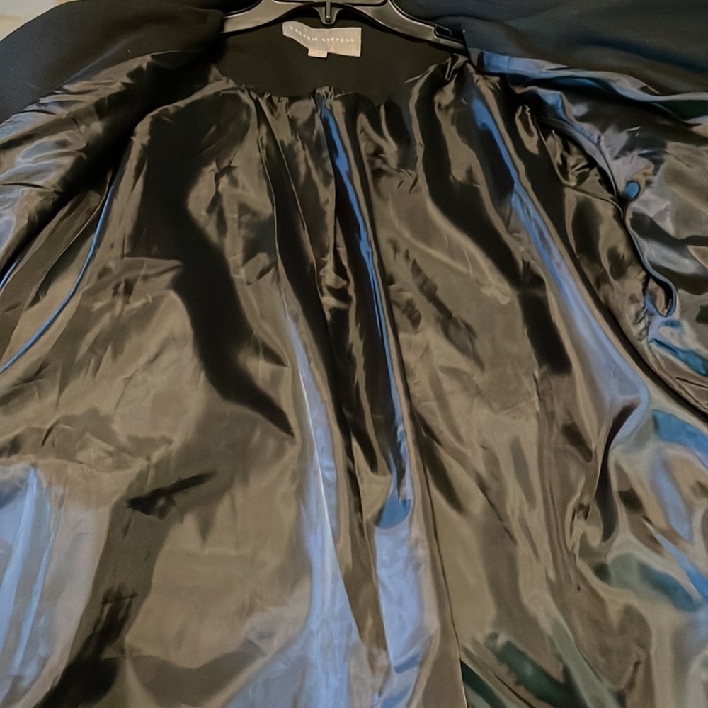 Coat - Picture 6 of 11
